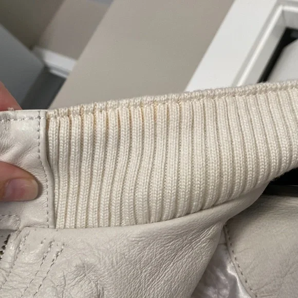 Danier leather coat - Picture 8 of 10